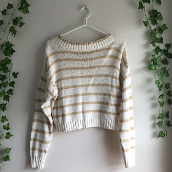 American Eagle cropped stripped sweater - Picture 2 of 2